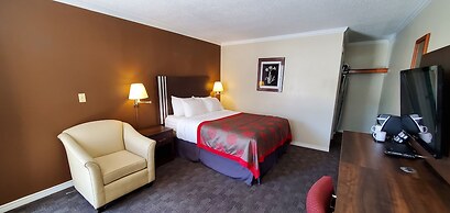 Grand Forks Inn
