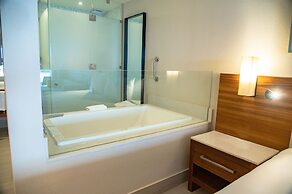 Emporio Cancun Optional All Inclusive