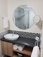 Quest Tamworth