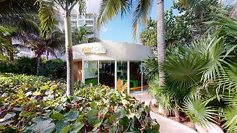 Park Royal Beach Cancun - All Inclusive