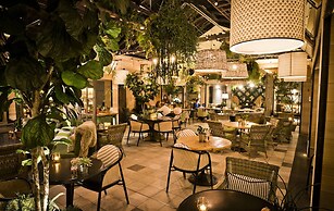 Kimpton Charlotte Square by IHG