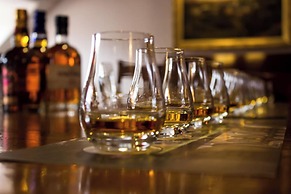 Kimpton Charlotte Square by IHG