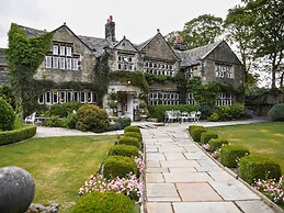 Holdsworth House
