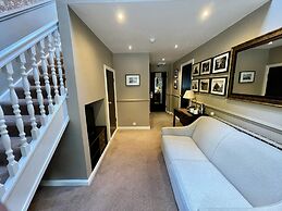 Holdsworth House