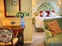 Holdsworth House