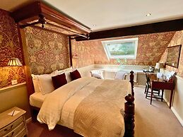 Holdsworth House