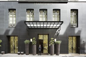 Hotel Marignan Champs - Elysées