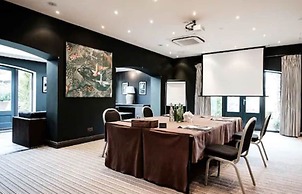 Manor House Hotel