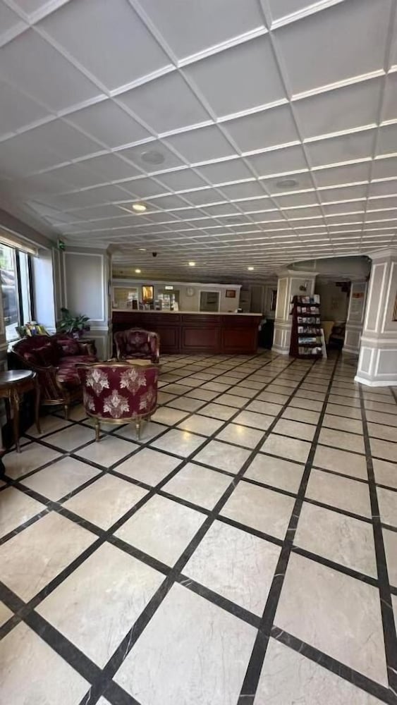Albatros Premier Hotel - Special Class