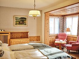Hotel Chesa Grischuna