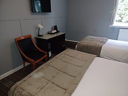 Kings Park Hotel