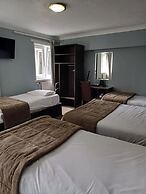 Kings Park Hotel