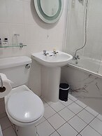 Kings Park Hotel