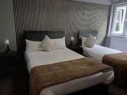 Kings Park Hotel