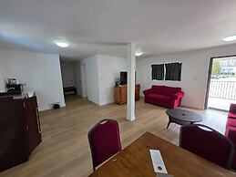 Ramada by Wyndham Jacksons Point
