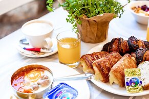 Kfar Maccabiah Hotel and Suites