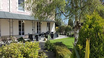 Rossett Hall Hotel