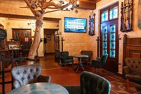 Pytloun Old Armoury Hotel Prague