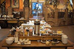 Pytloun Old Armoury Hotel Prague