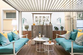 The Deck Hotel by HappyCulture