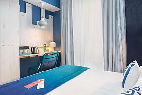The Deck Hotel by HappyCulture