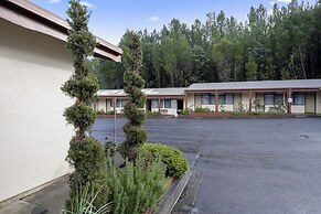 Gold Rush Inn