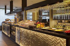 AC Hotel Diagonal L'Illa by Marriott