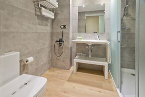 Hotel Num