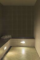 Discovery Suites