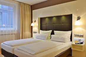 Hotel Santo