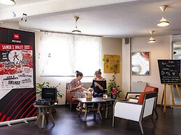 ibis Autun