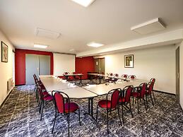 ibis Autun