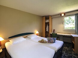 ibis Autun