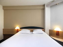 ibis Autun