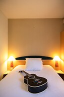 ibis Autun