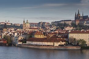 Four Seasons Hotel Prague