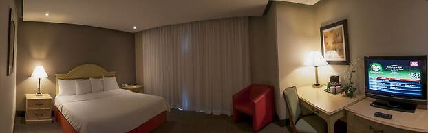 Everest Hotel