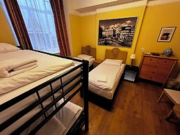 Shakespeare Hotel