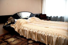 Hotel Cosmos