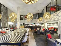 ibis Melbourne Hotel and Apartments