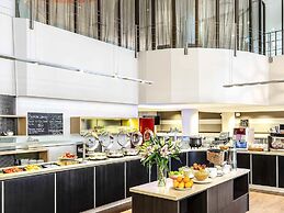 ibis Melbourne Hotel and Apartments