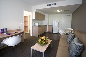 ibis Melbourne Hotel and Apartments