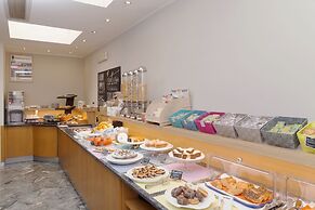 City Hotel & Suites Foligno