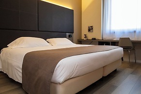 City Hotel & Suites Foligno