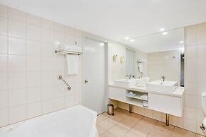 Cairns Sheridan Hotel