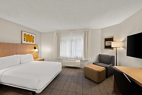 Sonesta Simply Suites Jersey City