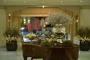 Regency Palace Hotel