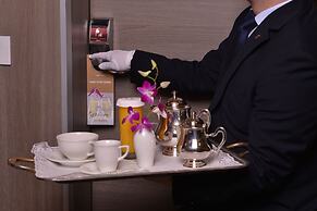 Regency Palace Hotel
