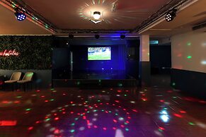 Arena Suite Hotel - Adults Only