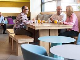 Novotel Suites Paris Montreuil Vincennes